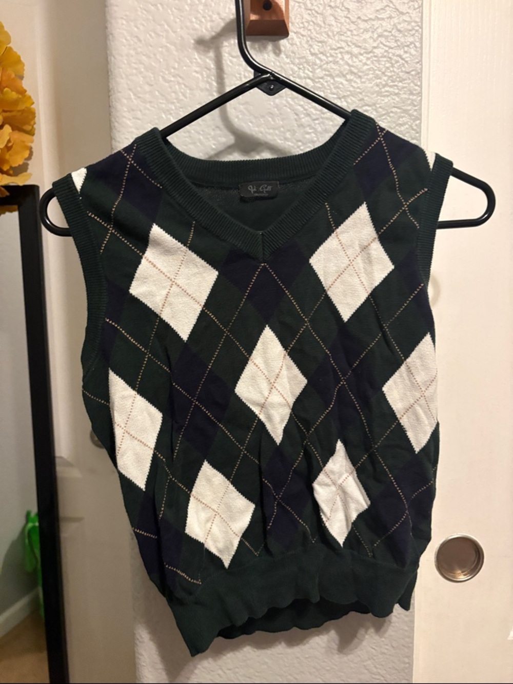 Brandy Melville Dark Green & White Argyle V-Neck Sweater Vest